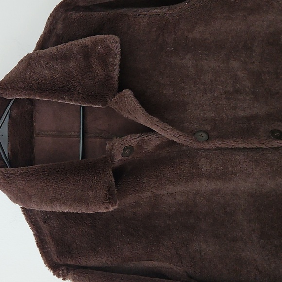 Jackets & Blazers - Chocolate brown faux fur‎ reversible coat